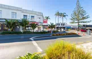 High Profile Birkenhead Retail 