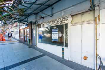 High Profile Birkenhead Retail 