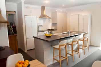 7 Tarn Close, Pyes Pa