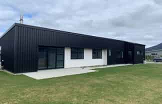 4 Isthmus Place, Lake Hawea