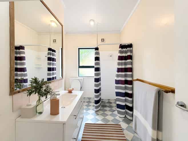 301/a Happy Valley Road, Owhiro Bay