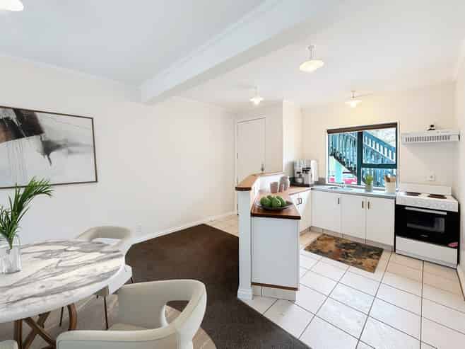 301/a Happy Valley Road, Owhiro Bay
