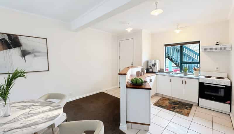 301/a Happy Valley Road, Owhiro Bay