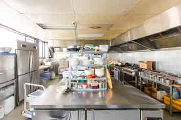 Browns Bay F&B Opportunity