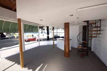 Boutique Retail Opportunity - Mairangi Bay 