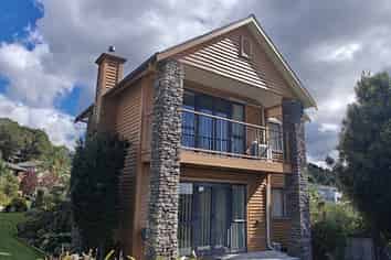 1 Glenreagh Place, Torbay
