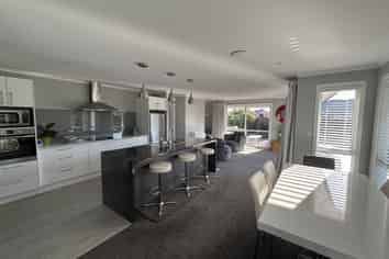 38 Berryfield Drive, Richmond