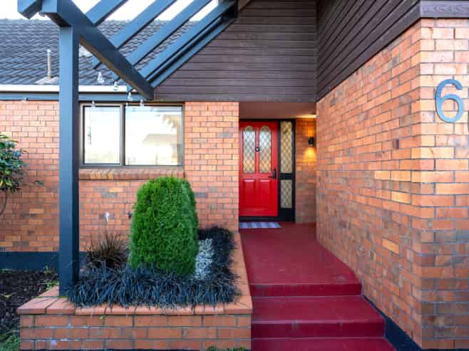 60 Bay View Road, South Dunedin