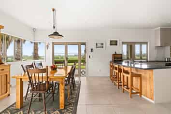 15C Omarunui Road, Waiohiki