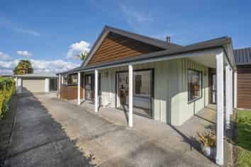 220 Plummers Point Road, Whakamarama