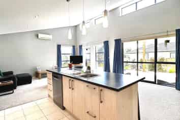 37 Pony Park Place , Beachlands
