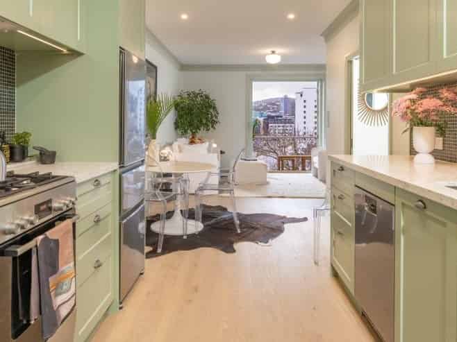 2/9A Hawker Street, Mount Victoria