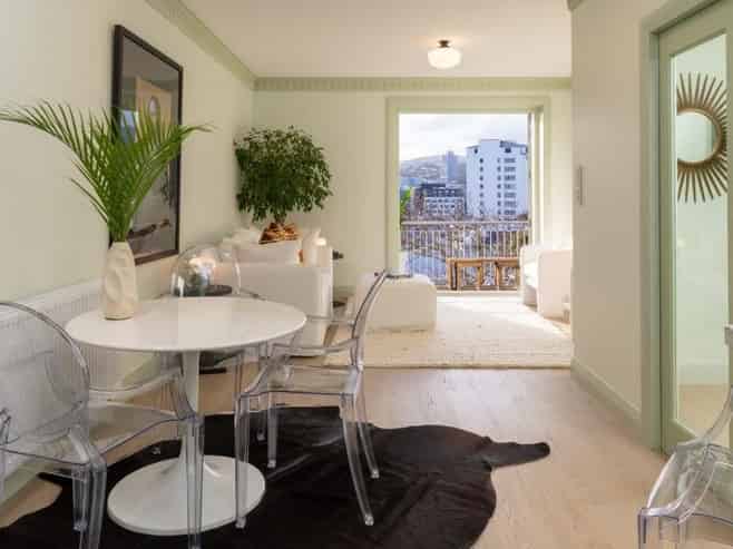 2/9A Hawker Street, Mount Victoria