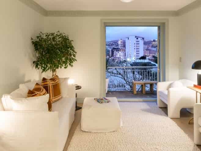 2/9A Hawker Street, Mount Victoria