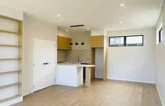 2/123 Barrack Road, Mount Wellington