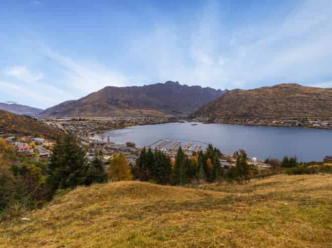 44 Angelo Drive, Queenstown Hill