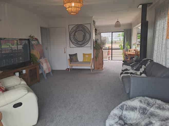 4D Old Bridge Road, Alexandra