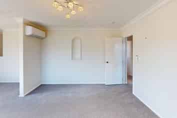 24 Devon Road, Springvale
