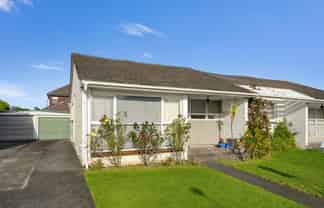 15 Amberley Grove, Lower Hutt