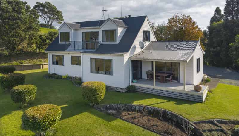 373 Esdaile Road, Whakamarama