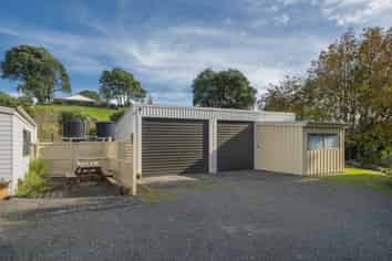 373 Esdaile Road, Whakamarama