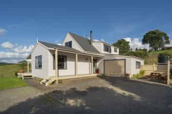 373 Esdaile Road, Whakamarama