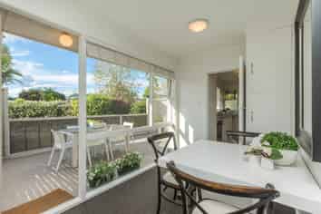1/1 Harvey Place, Saint Heliers