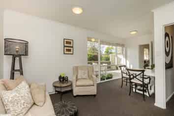 1/1 Harvey Place, Saint Heliers