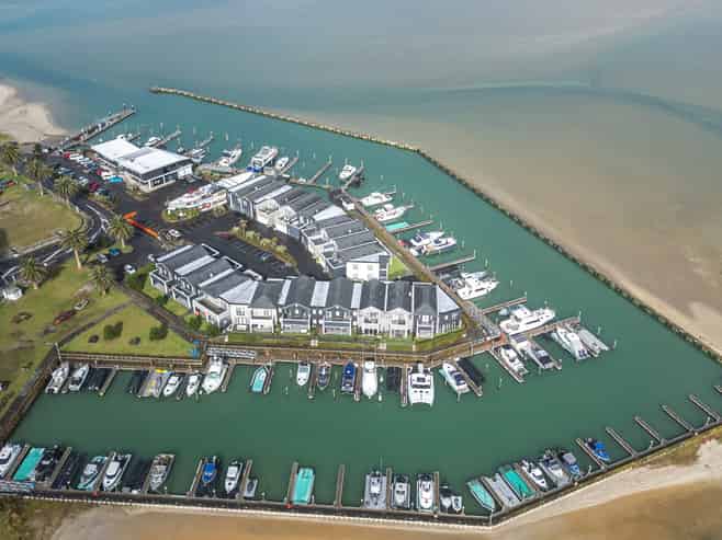 10 The Marina, Tairua