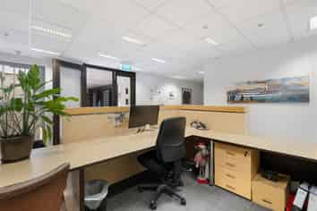 Large Office in the Mountaineer