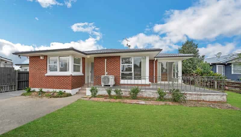 5 Wordsworth Road, Manurewa