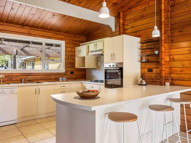 138 Harrs Road, Swannanoa