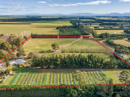 138 Harrs Road, Swannanoa