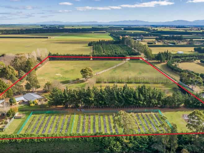 138 Harrs Road, Swannanoa