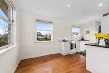 27a Normandy Avenue, Melville