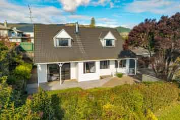 2C Cautley Street, Richmond