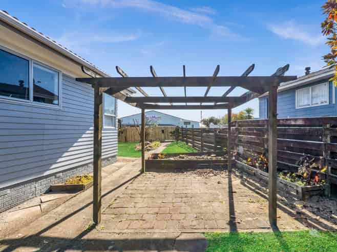 238 Browns Road, Clendon Park