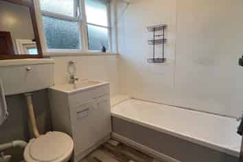 143 Riselaw Road, Calton Hill