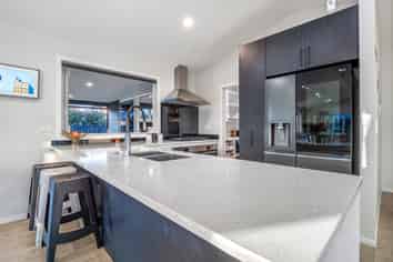 5 Boyce Cres, Cambridge