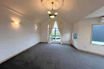 10B Nadine Place, Mangere Bridge