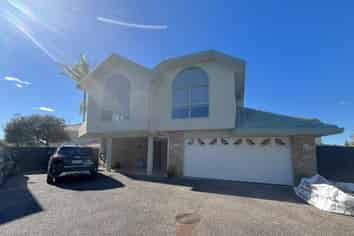 10B Nadine Place, Mangere Bridge