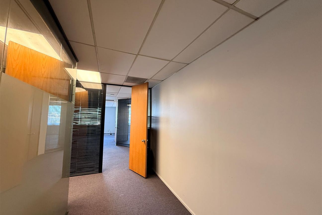 Convenient Ellerslie Office Space – pohled 4