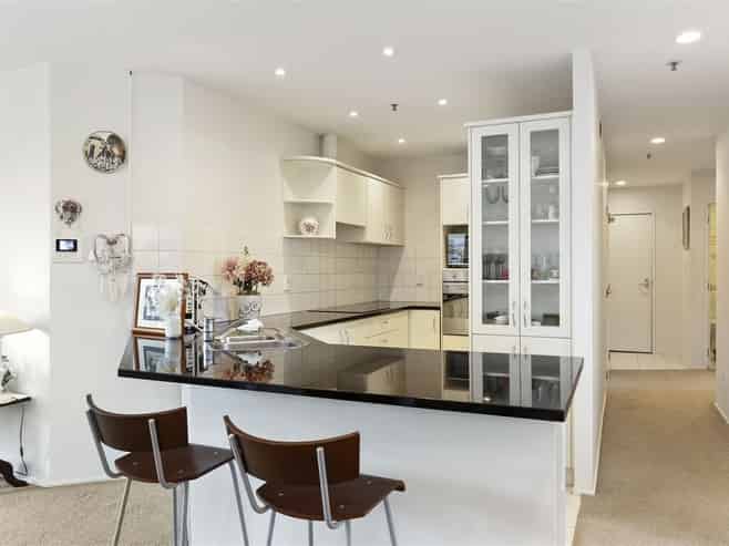 4a/171 Hurstmere Road, Takapuna