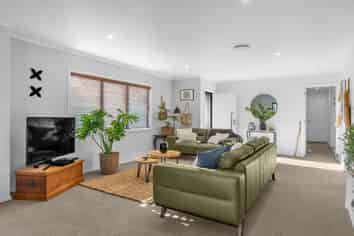 16A De Lautour Road, Inner Kaiti