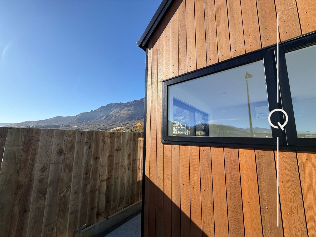 Light-filled Two bedroom