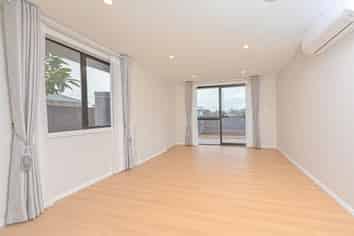 29 Larsen Street, Otara