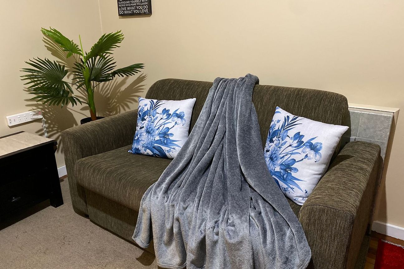 Furnished 2-Bedroom Flat in Upper Hutt, near CBD – pohled 3