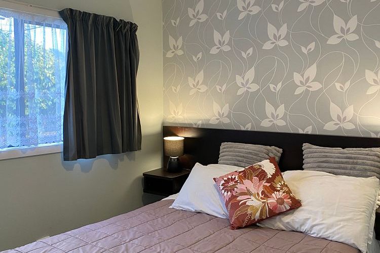 Furnished 2-Bedroom Flat in Upper Hutt, near CBD – pohled 2