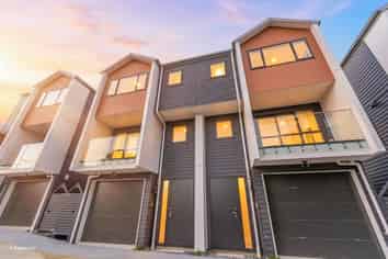 8/6 Woodhouse Place, West Harbour