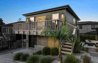 58b Bay Street, Red Beach